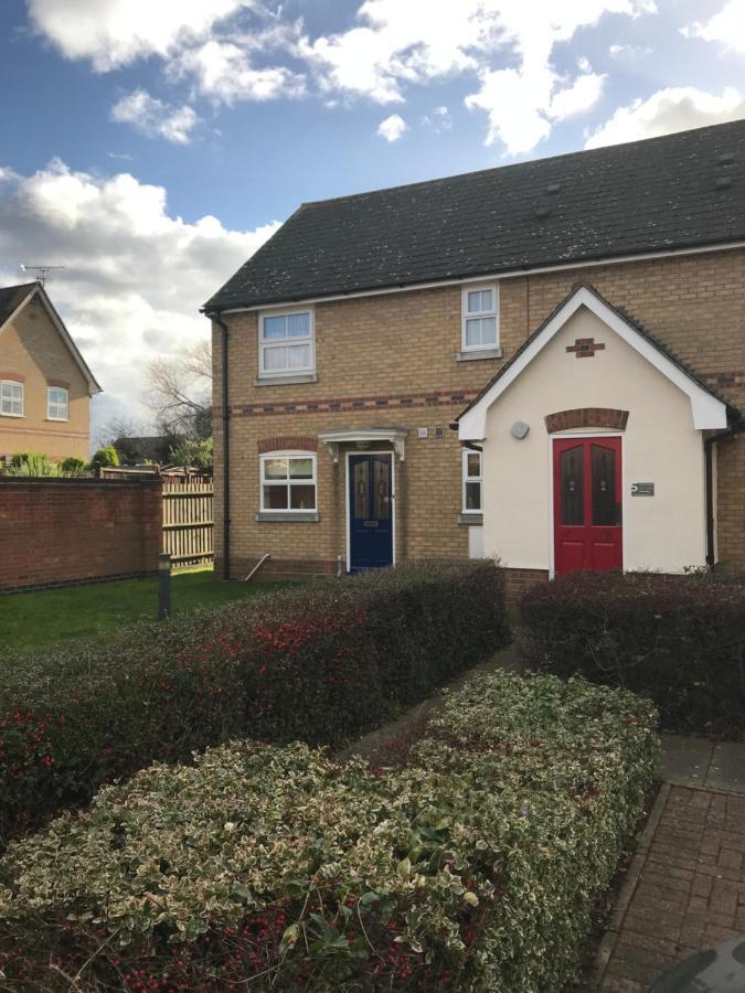 Grant Close Wickford Exterior photo
